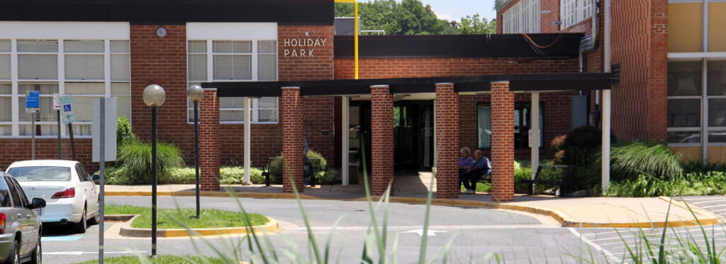 photo of Holiday Park Senior Center