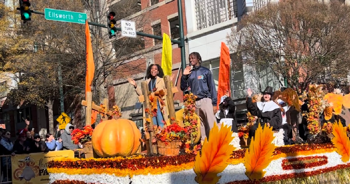 Thanksgiving Parade in Silver Spring Features Floats, Performances